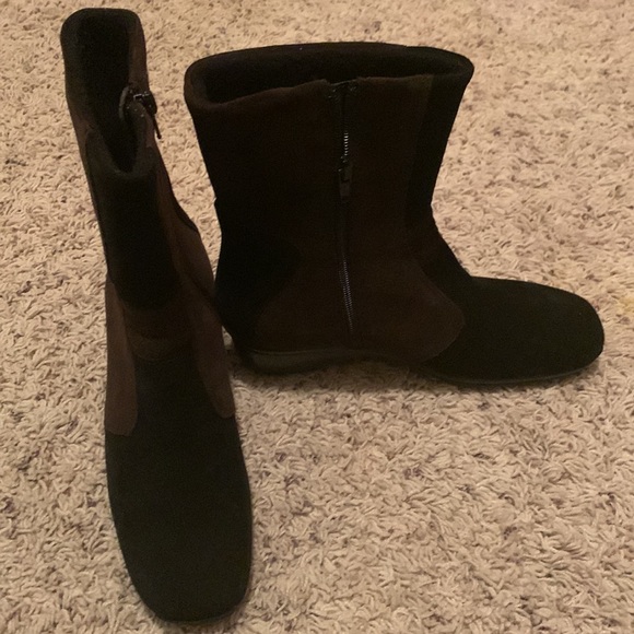 Aquatalia Brand new , never worn lined suede boots . Warm and super stylish - Picture 9 of 10
